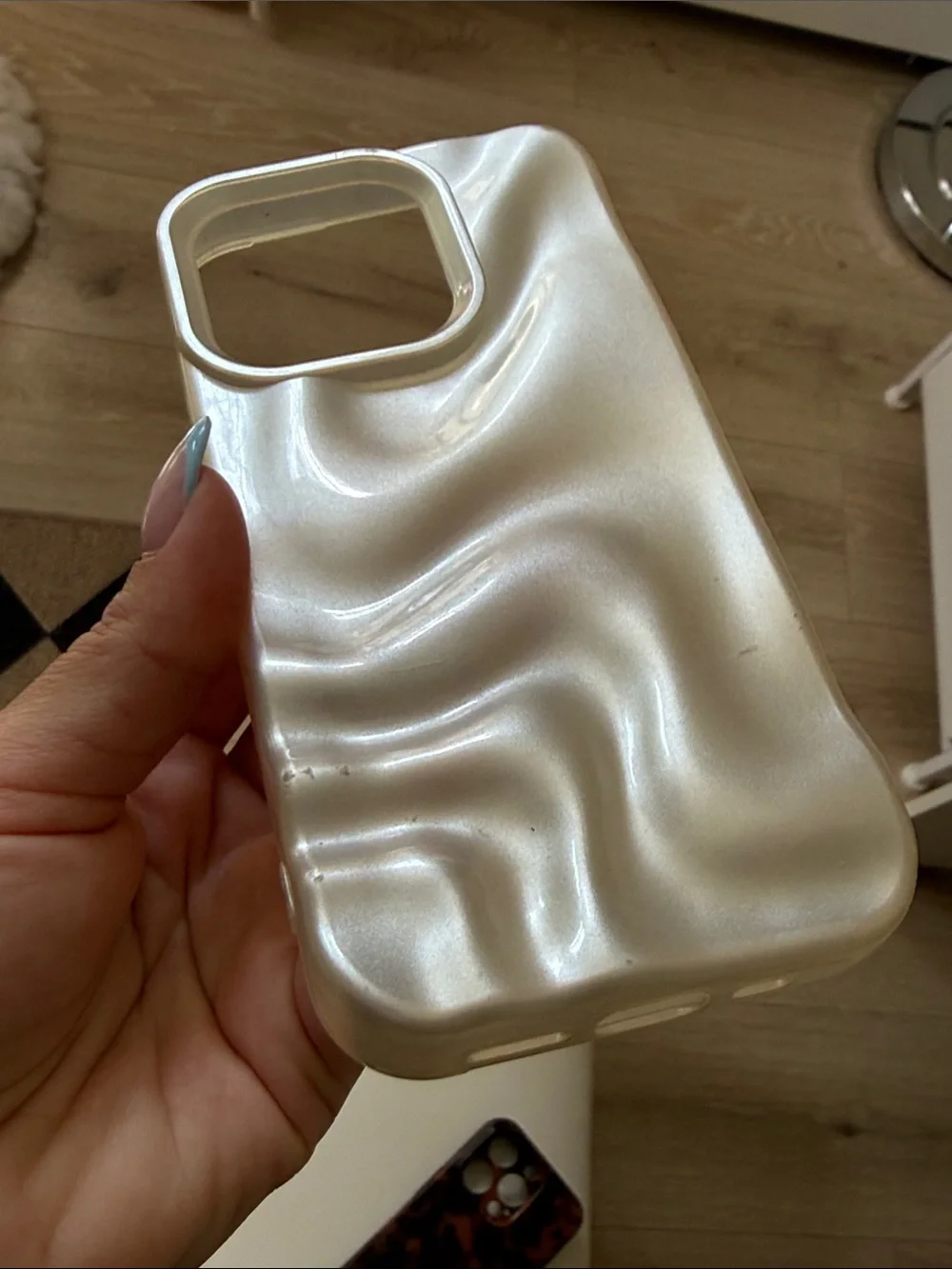Set of 3 trendy iPhone 14 Pro phone cases for fall